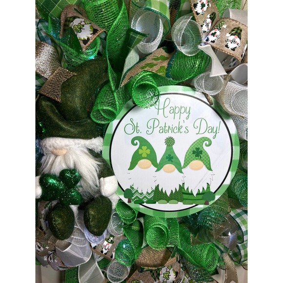 Handmade St. Patrick’s Gnome Ribbon Prelit Wreath 22 ins LED W5 - Picture 5 of 11